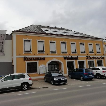 Weinhotel Kirchenwirt Gols Eksteriør bilde